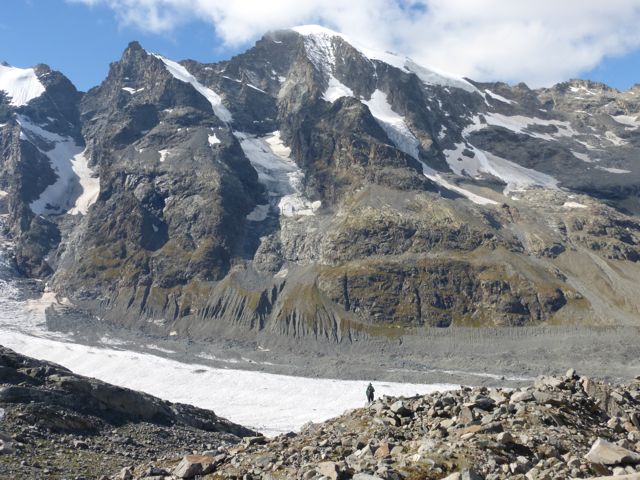 Starting descent to Morteratsch Glacier